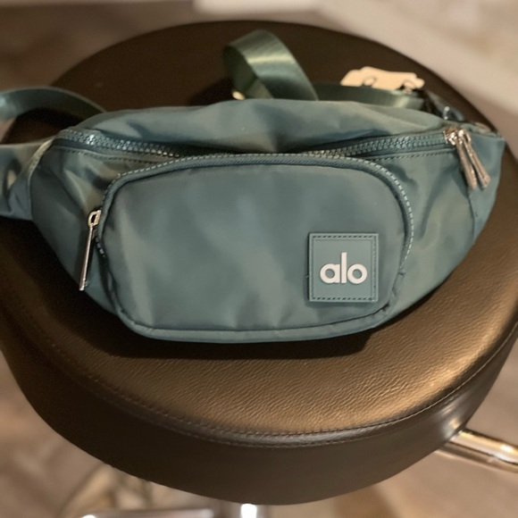 ALO Yoga Other - ALO Yoga Blue Belt Bag